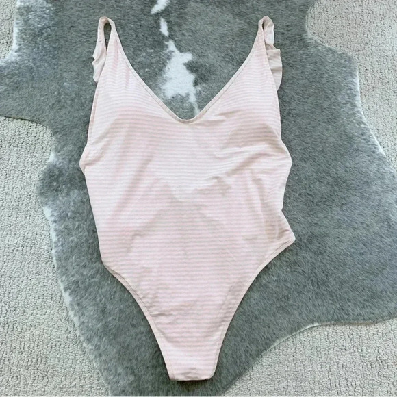 Aerie Ruffle Back One Piece Swimsuit - Picture 6 of 14